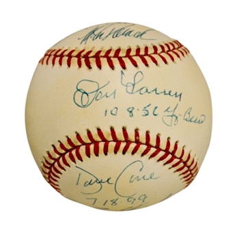 New York Yankees Signed ‘Perfect Games’ Baseball (Six Signatures including Larsen, Wells and Cone) 